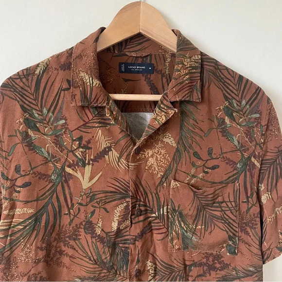 Lucky Brand Men’s M Brown Button-Down Hawaiian Shirt - Picture 2 of 9
